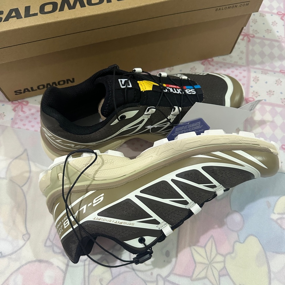 Salomon Brown Trail Sneakers with Cream Accents - Picture 4 of 8